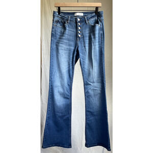 Kancan Button Down/Flare Leg/Stretc/Medium Wash/ Mid Rise Jeans/Women's 29x32